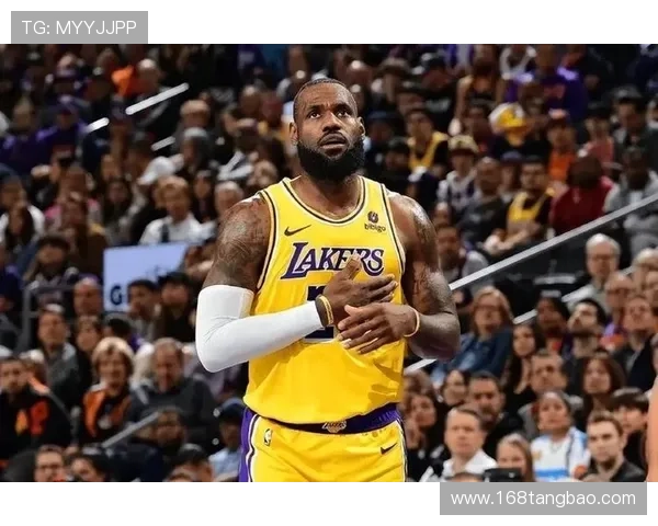 詹姆斯今夏若降薪有望回归骑士